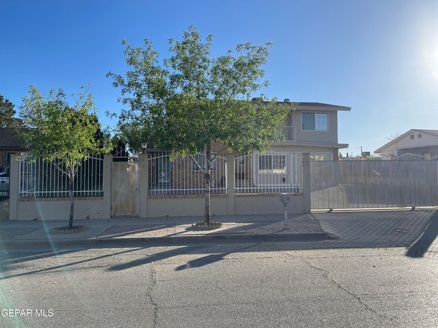 9420 LOUVRE Drive, El Paso, TX 79907