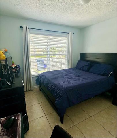 134 Oakwood Drive, Jupiter, FL 33458
