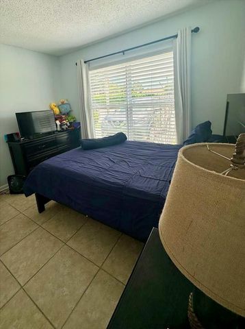 134 Oakwood Drive, Jupiter, FL 33458