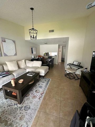 134 Oakwood Drive, Jupiter, FL 33458
