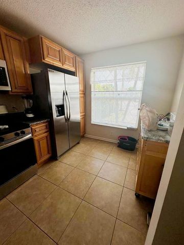 134 Oakwood Drive, Jupiter, FL 33458