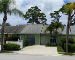 134 Oakwood Drive, Jupiter, FL 33458