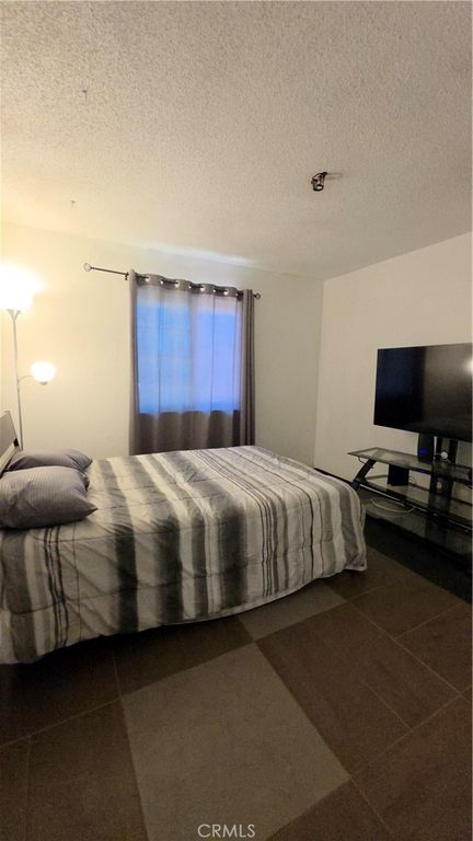 Image 16 of property listing at 38655 159th Street, Palmdale, CA 93591