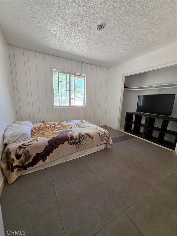 Image 17 of property listing at 38655 159th Street, Palmdale, CA 93591