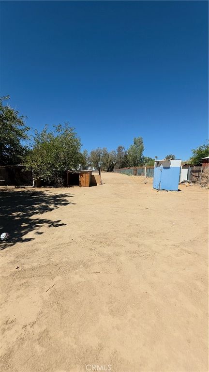 Image 28 of property listing at 38655 159th Street, Palmdale, CA 93591