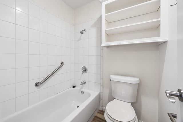1880 White Oak Drive 151, Houston, TX 77009
