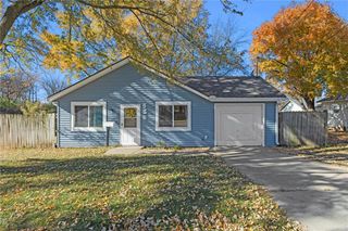 435 N Chestnut Street, Olathe, KS 66061