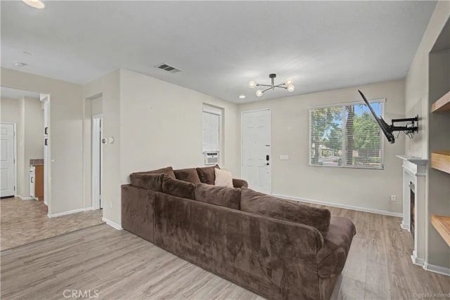 3271 Laval, Riverside, CA 92503