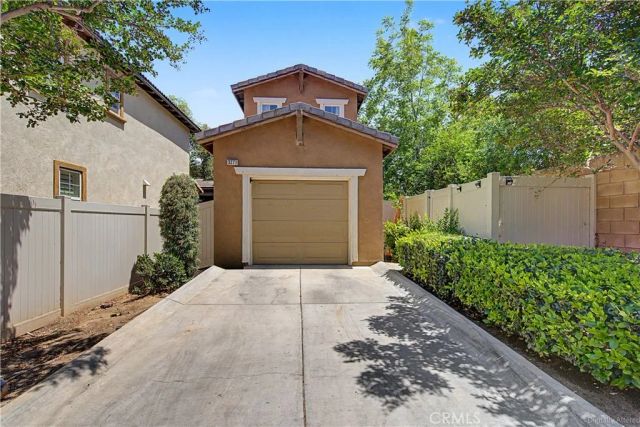 3271 Laval, Riverside, CA 92503