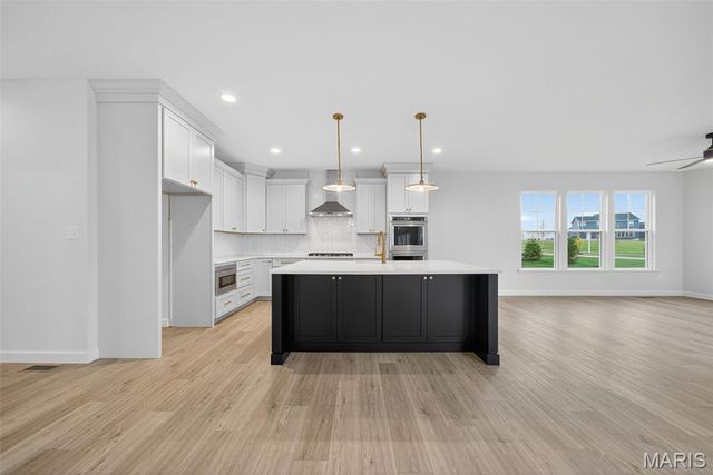 8 Country House Court, O'fallon, MO 63385