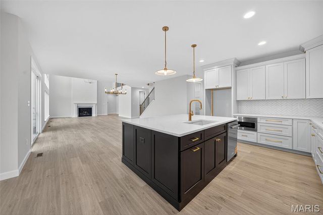 8 Country House Court, O'fallon, MO 63385