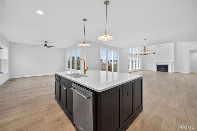 8 Country House Court, O'fallon, MO 63385