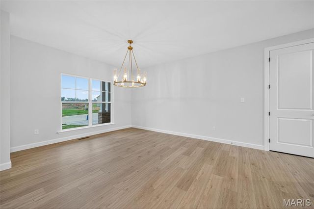 8 Country House Court, O'fallon, MO 63385