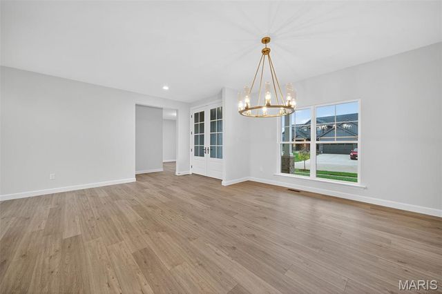 8 Country House Court, O'fallon, MO 63385