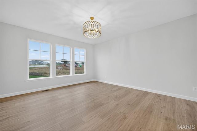 8 Country House Court, O'fallon, MO 63385