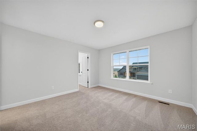 8 Country House Court, O'fallon, MO 63385