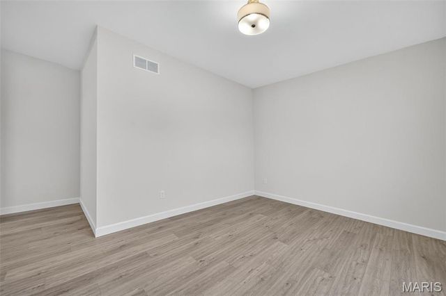 8 Country House Court, O'fallon, MO 63385