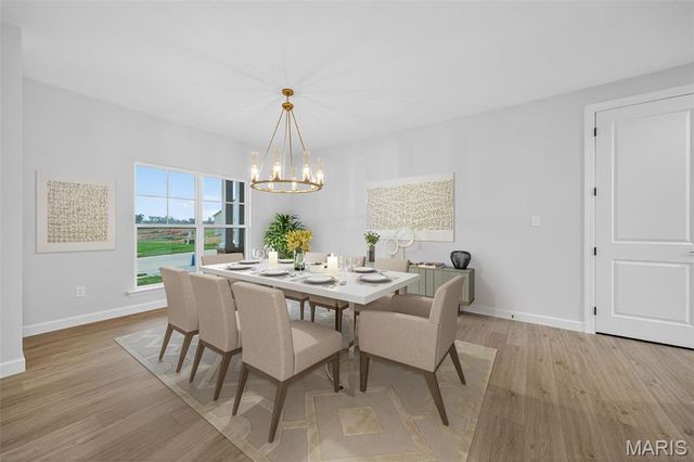 8 Country House Court, O'fallon, MO 63385