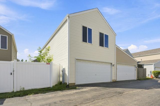 681 Serendipity Drive, Aurora, IL 60504