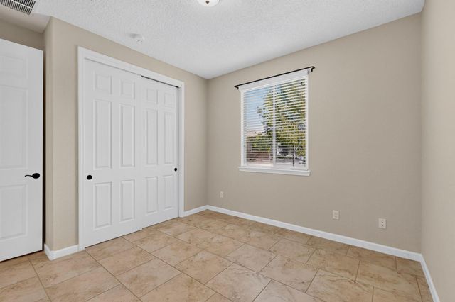 9208 Wind Caves Way NW, Albuquerque, NM 87120