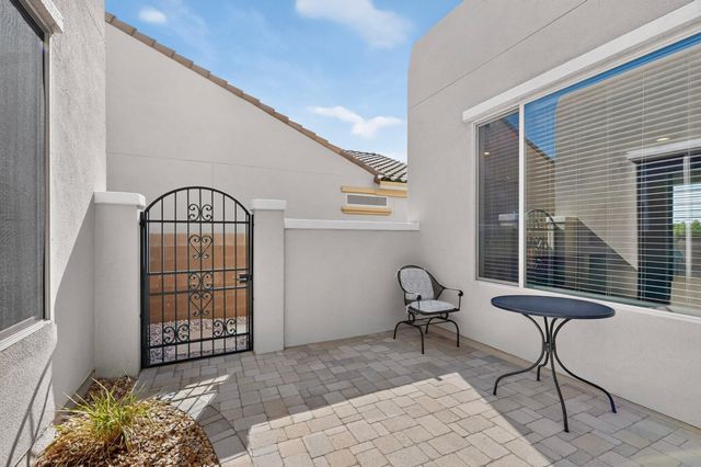 9208 Wind Caves Way NW, Albuquerque, NM 87120