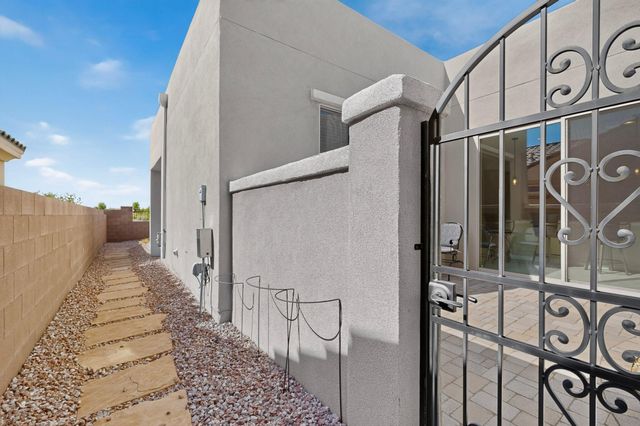 9208 Wind Caves Way NW, Albuquerque, NM 87120