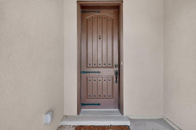 9208 Wind Caves Way NW, Albuquerque, NM 87120