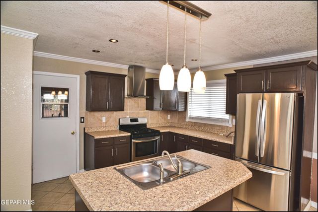 10824 PICO NORTE Road, El Paso, TX 79935
