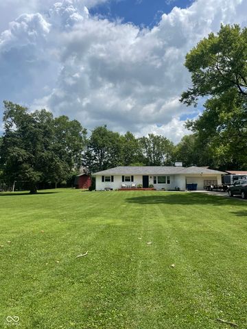7335 Rainbow Lane N, Indianapolis, IN 46236