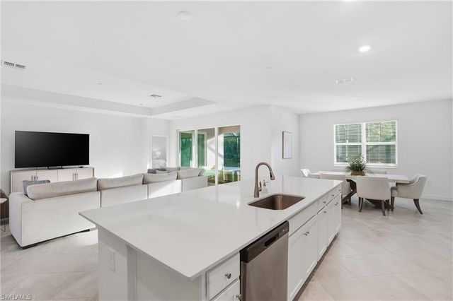 9311 Aqua Overlook CT, Lehigh Acres, FL 33936