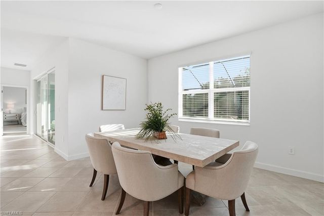 9311 Aqua Overlook CT, Lehigh Acres, FL 33936