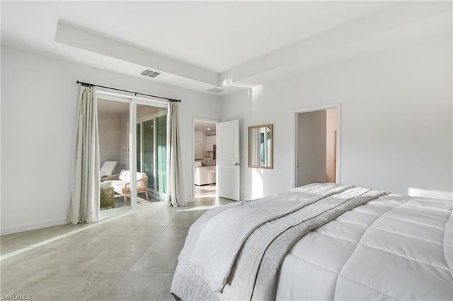 9311 Aqua Overlook CT, Lehigh Acres, FL 33936