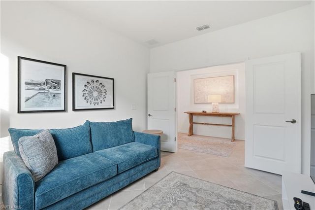 9311 Aqua Overlook CT, Lehigh Acres, FL 33936