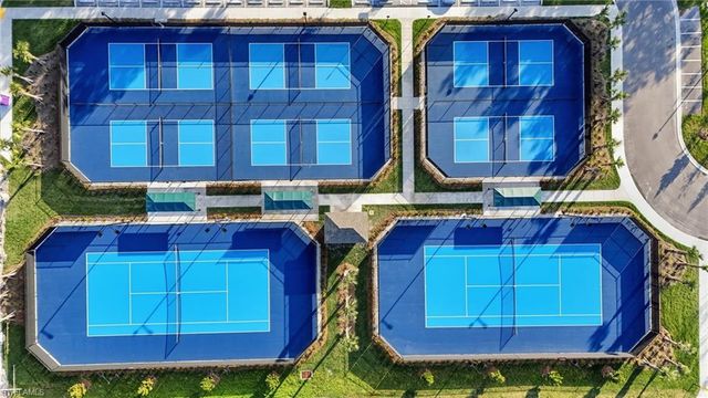 9311 Aqua Overlook CT, Lehigh Acres, FL 33936