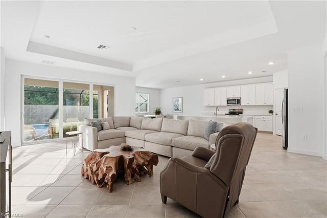 9311 Aqua Overlook CT, Lehigh Acres, FL 33936