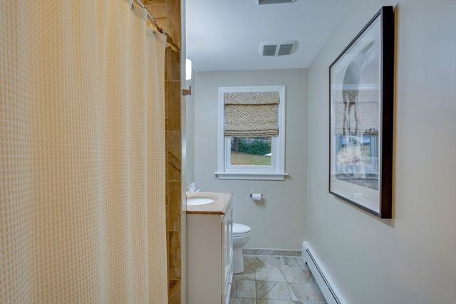 29 Pilgrim Dr, Winchester, MA 01890