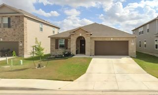 513 HARVEST FLDS, New Braunfels, TX 78130