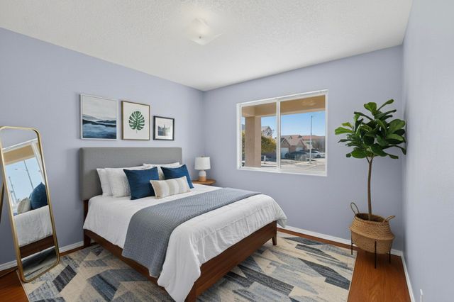 700 Lone Pine Drive SW, Albuquerque, NM 87121