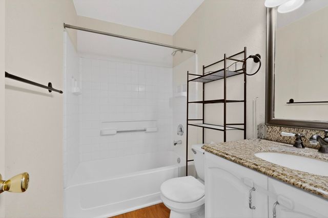 700 Lone Pine Drive SW, Albuquerque, NM 87121