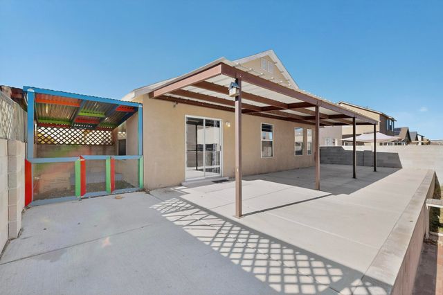 700 Lone Pine Drive SW, Albuquerque, NM 87121