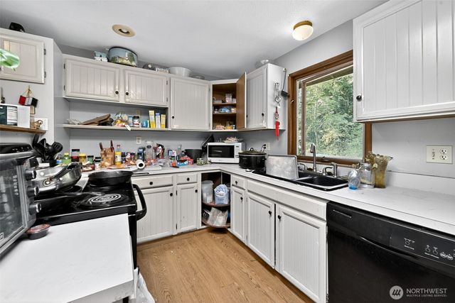 3301 Altair Place, Oak Harbor, WA 98277