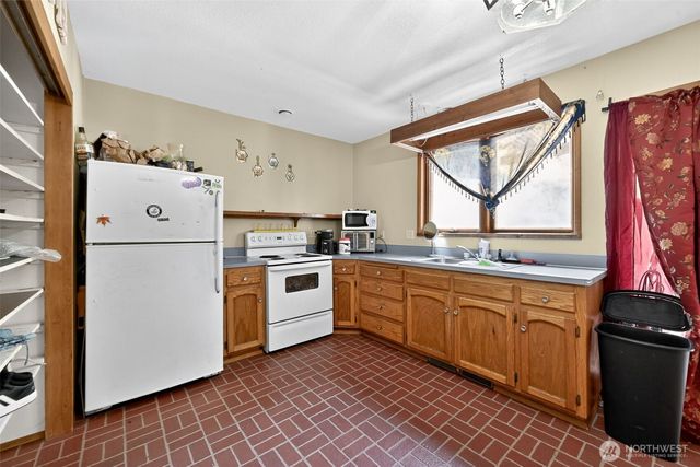 3301 Altair Place, Oak Harbor, WA 98277