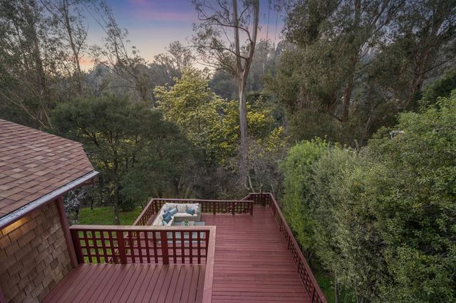 6507 Heather Ridge Way, Oakland, CA 94611