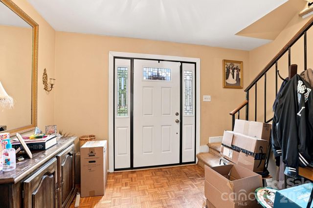 5914 Quiet Cove Court, Charlotte, NC 28215