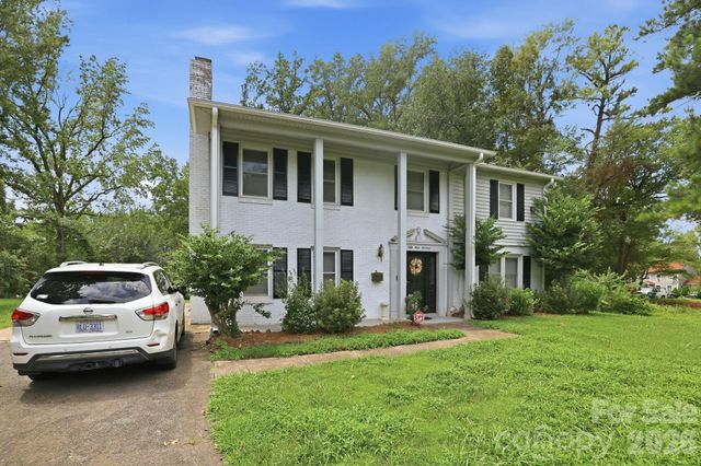 5914 Quiet Cove Court, Charlotte, NC 28215