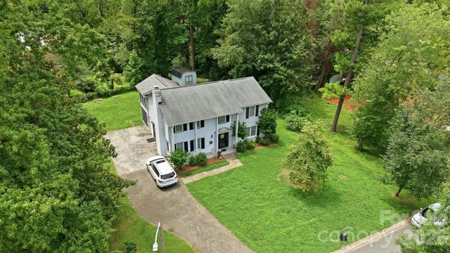 5914 Quiet Cove Court, Charlotte, NC 28215