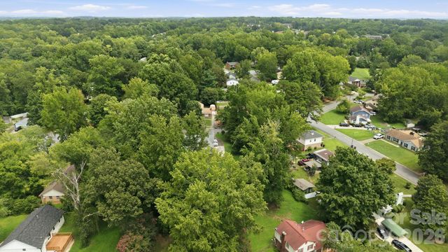 5914 Quiet Cove Court, Charlotte, NC 28215