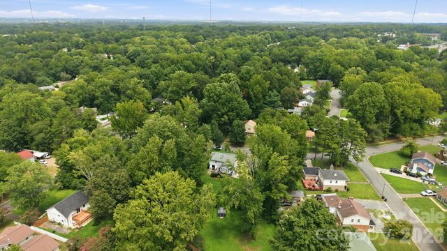 5914 Quiet Cove Court, Charlotte, NC 28215