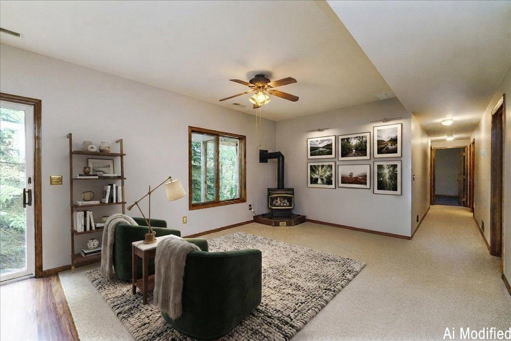 1060 Dennis Street S, Maplewood, MN 55119 — photo 2