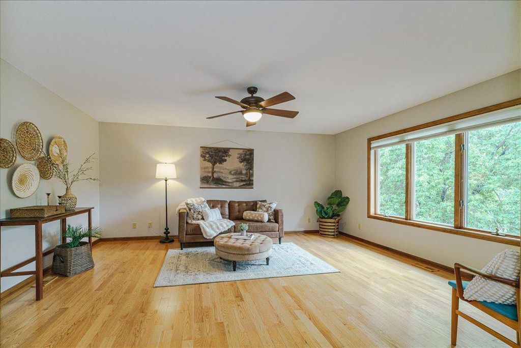 1060 Dennis Street S, Maplewood, MN 55119 — photo 3